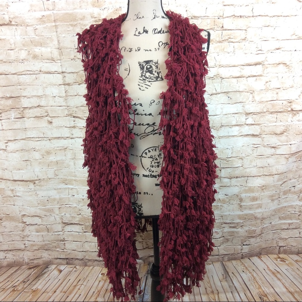 New Blu Pepper Shaggy Fringe Pom Long Vest Large